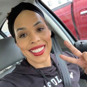 Meet your Posher, Sheriba